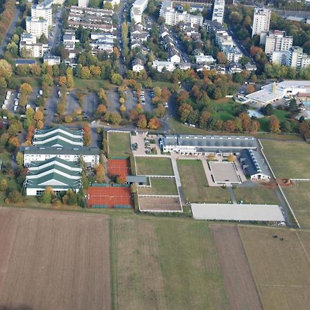 Sportpark Bad Nauheim Hotel Bagian luar foto