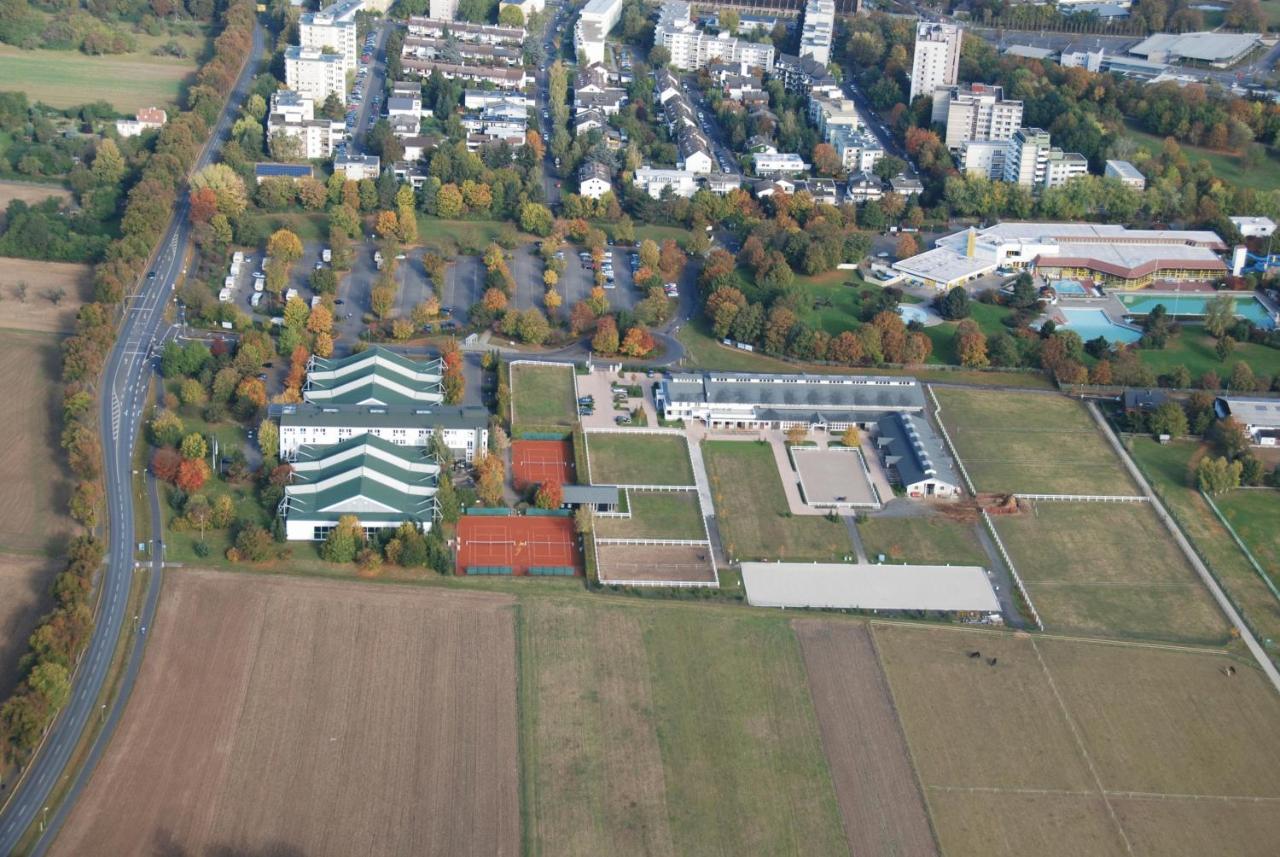 Sportpark Bad Nauheim Hotel Bagian luar foto